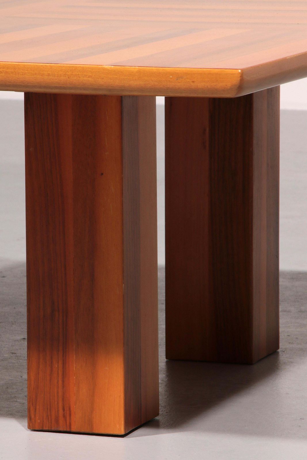 Bellini’s Exquisite Walnut Coffee Table – A Masterpiece Of Italian Modernism 197 photo 2016.0