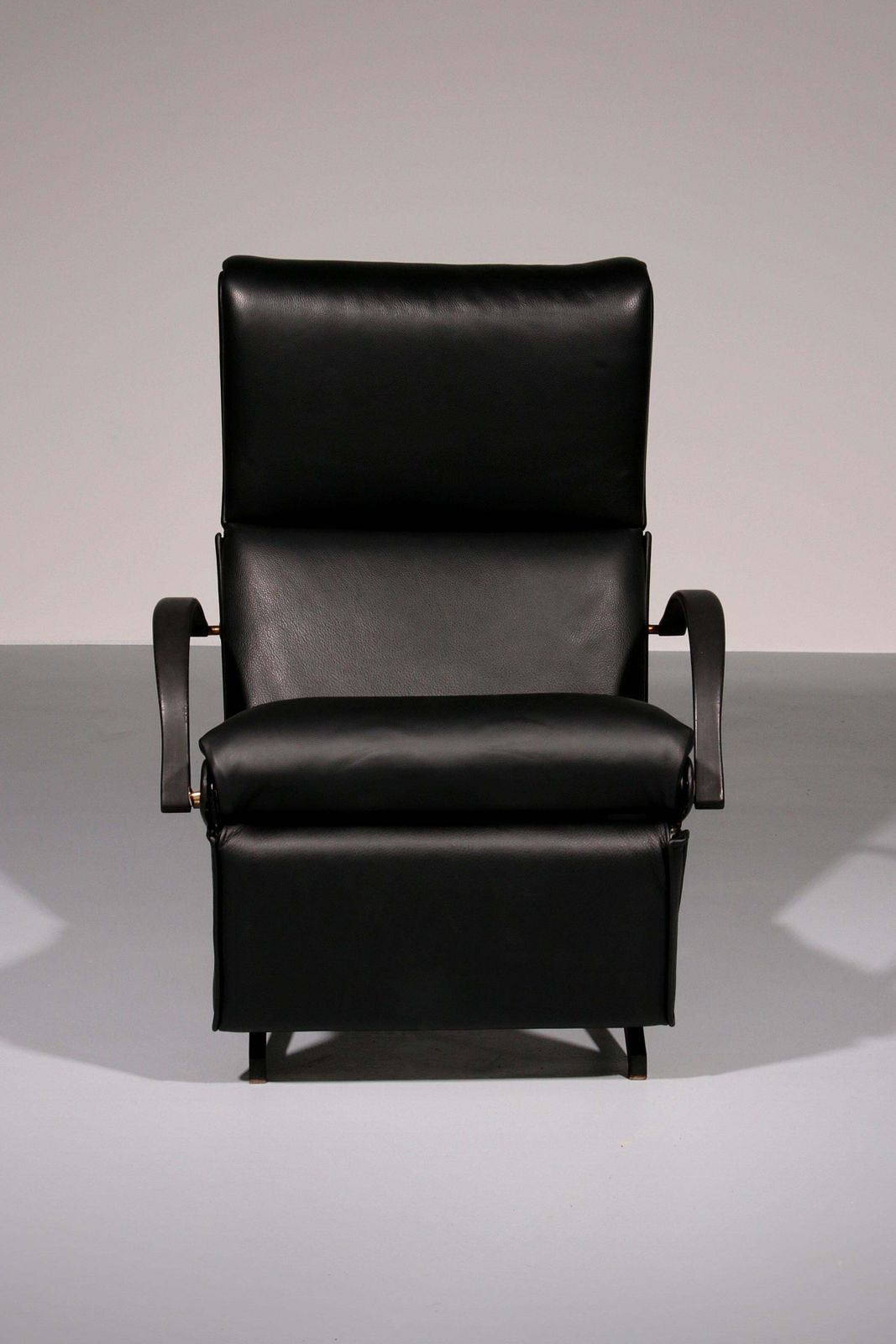 Italian Black Leather Adjustable P40 Relax Chair By Osvaldo Borsani Tecno. photo 7677.0