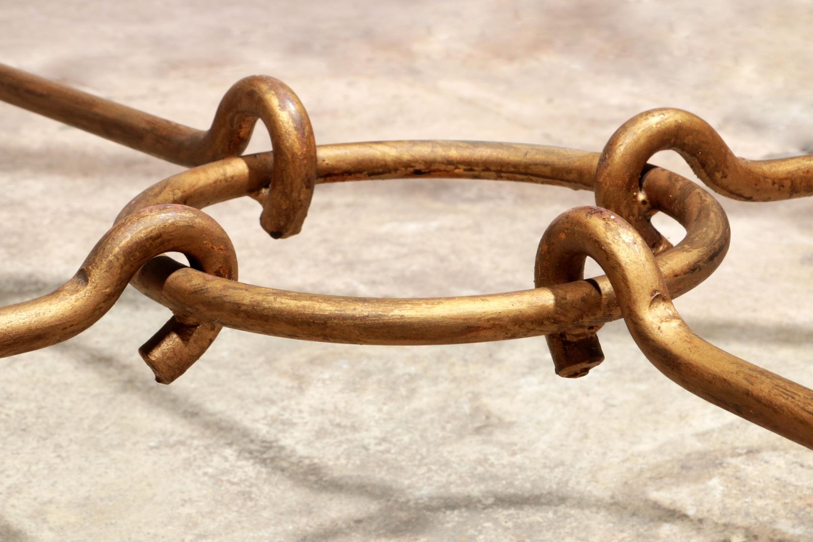 Elegant Gilded Iron Coffee Table By Giovanni Banci, Italy 1970 photo vintage