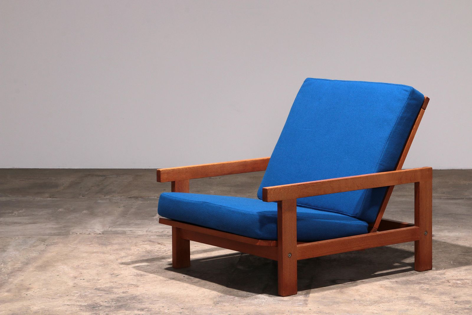 Hans J Wegner Ge421 Getama Oak Relax Armchair With Adjustable Backrest photo for sale