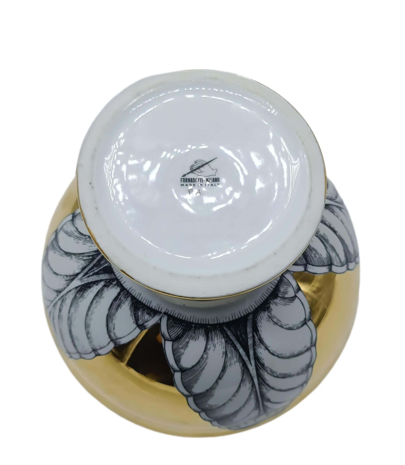 Pietro Fornasetti Porcelain Centerpiece "Rosone," Italy 2000s photo buy