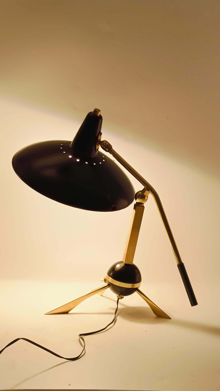 photo for sale Gilardi And Barzaghi Brass And Black Metal Table Lamp, Italy 1950s