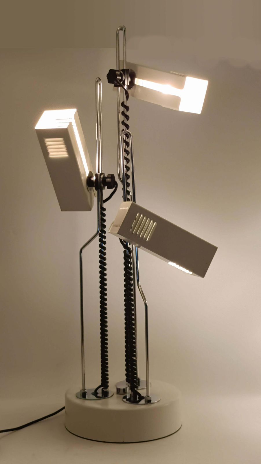photo for sale Joe Colombo Attrib. Table Lamp With 3 Adjustable Lights, Italy 1970s
