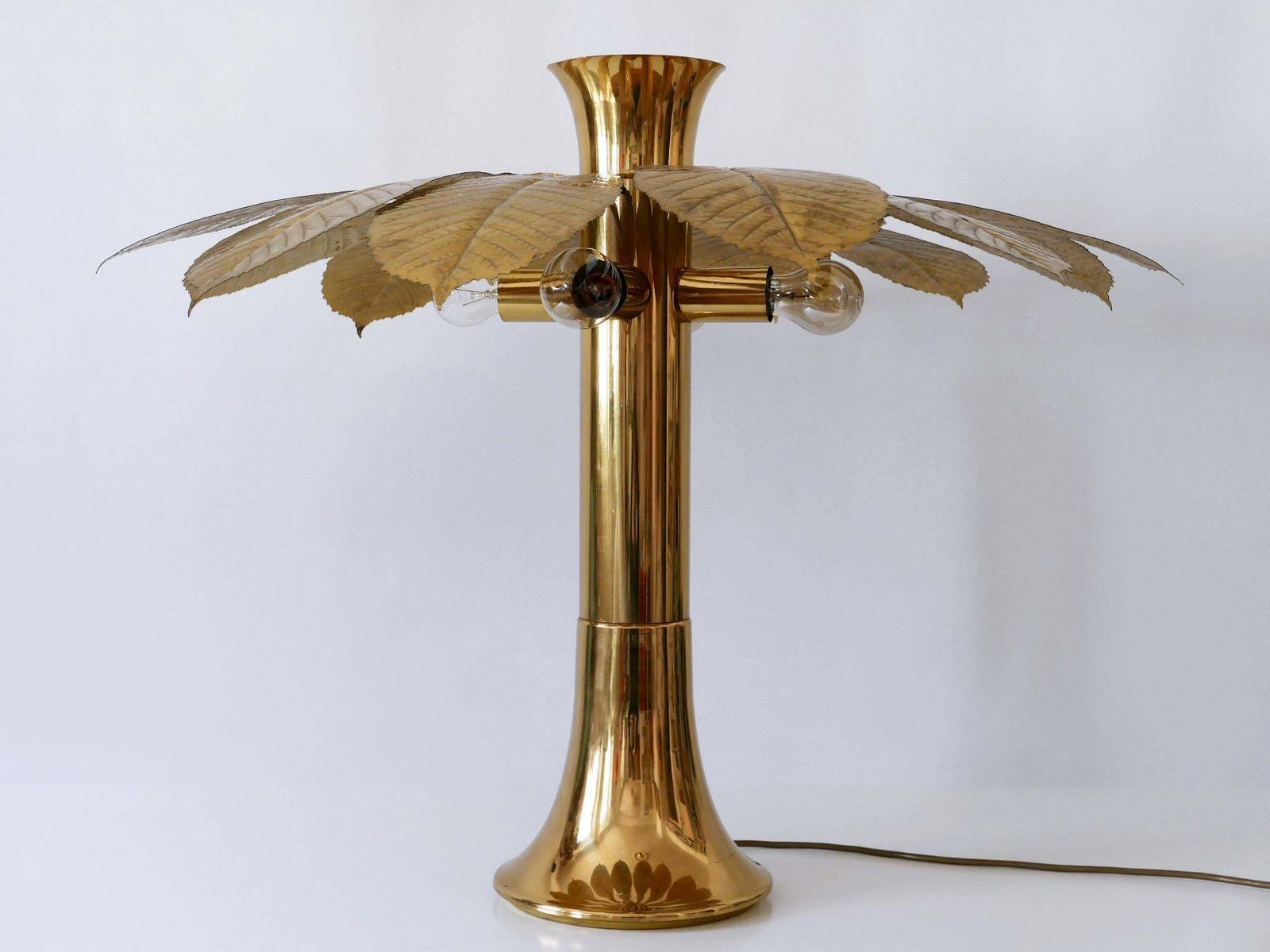Amazing Carlo Giorgi Brass Table Lamp “Ippocastano” For Bottega Gadda 1970s photo buy