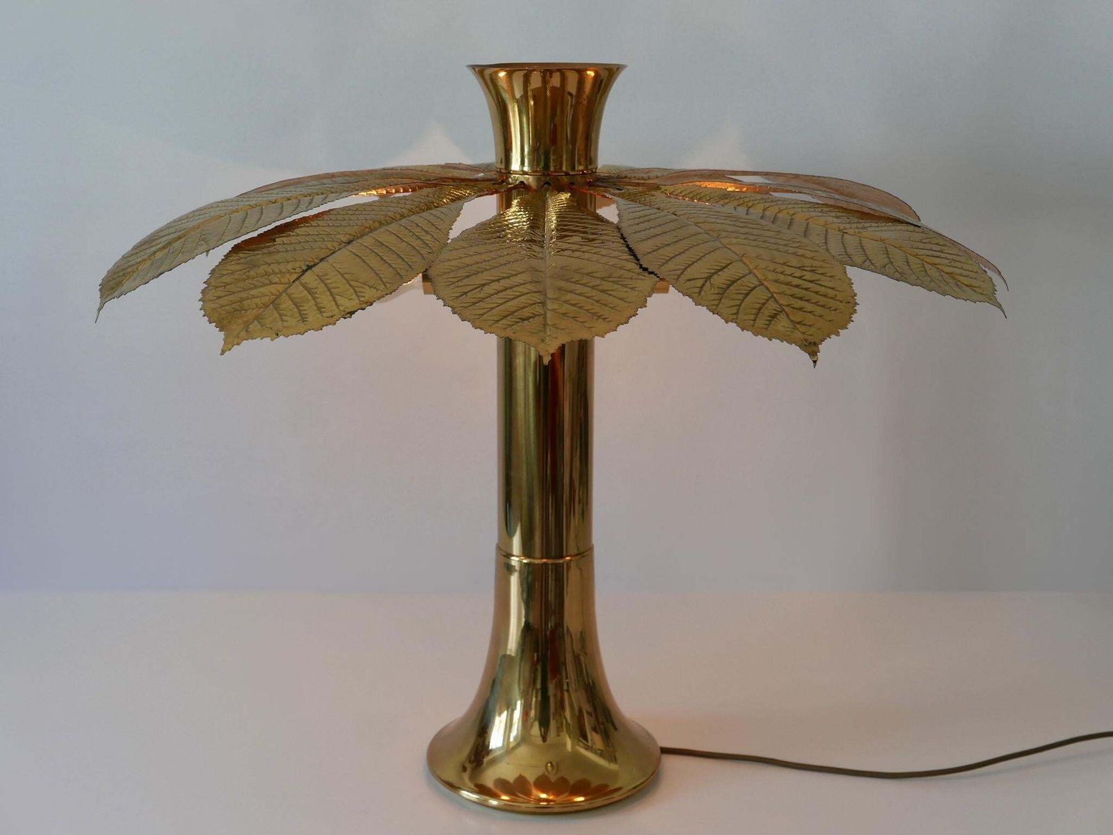 Amazing Carlo Giorgi Brass Table Lamp “Ippocastano” For Bottega Gadda 1970s photo vintage