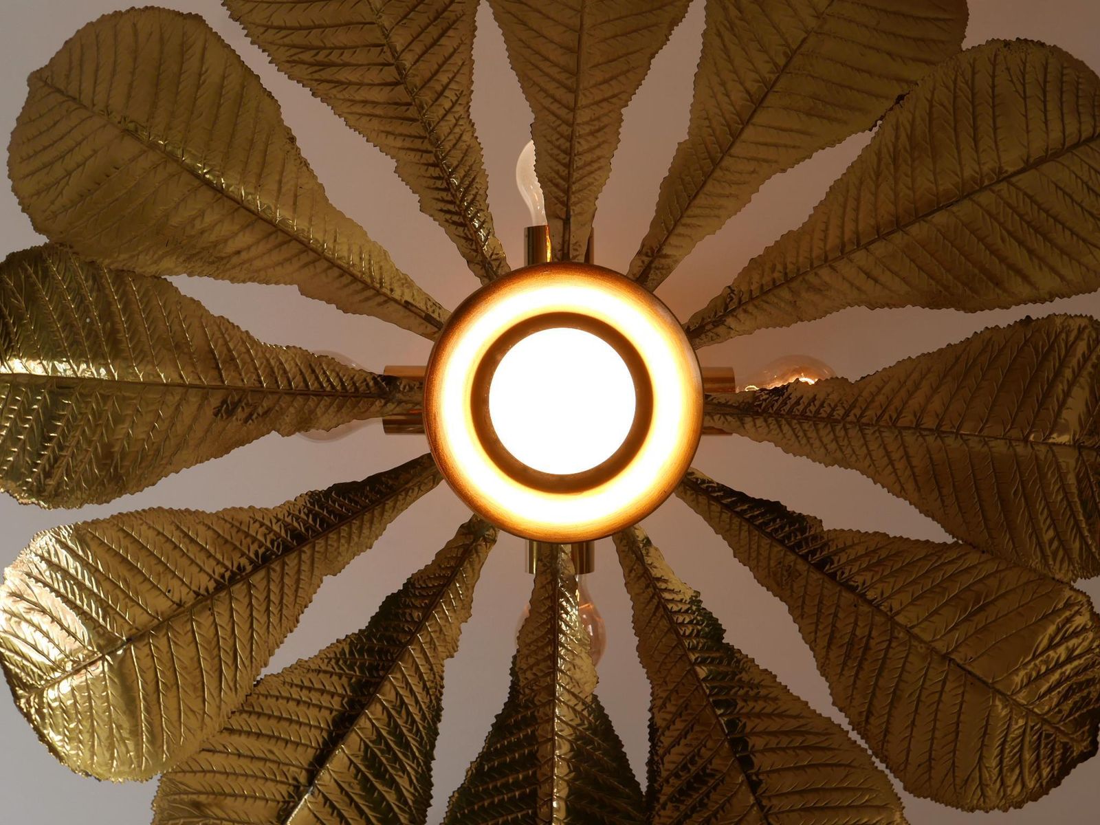 photo vinterior Amazing Carlo Giorgi Brass Table Lamp “Ippocastano” For Bottega Gadda 1970s
