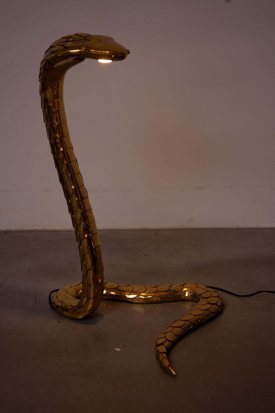 Large Floor Lamp, Cobra Sculpture Signed By Alain Chevret, 1985, France photo vintage