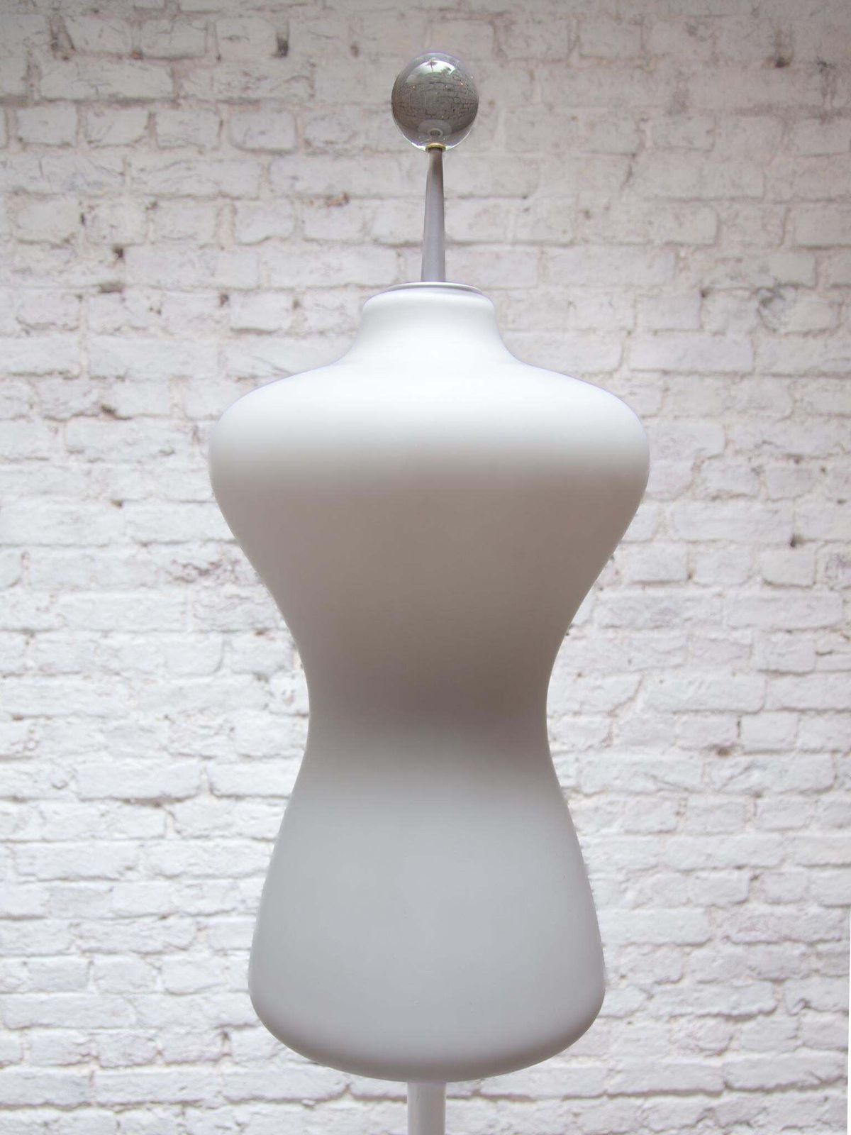 Midcentury Modern Murano Due Opaline Glass Shade Floor Lamp, 1980s photo vintage