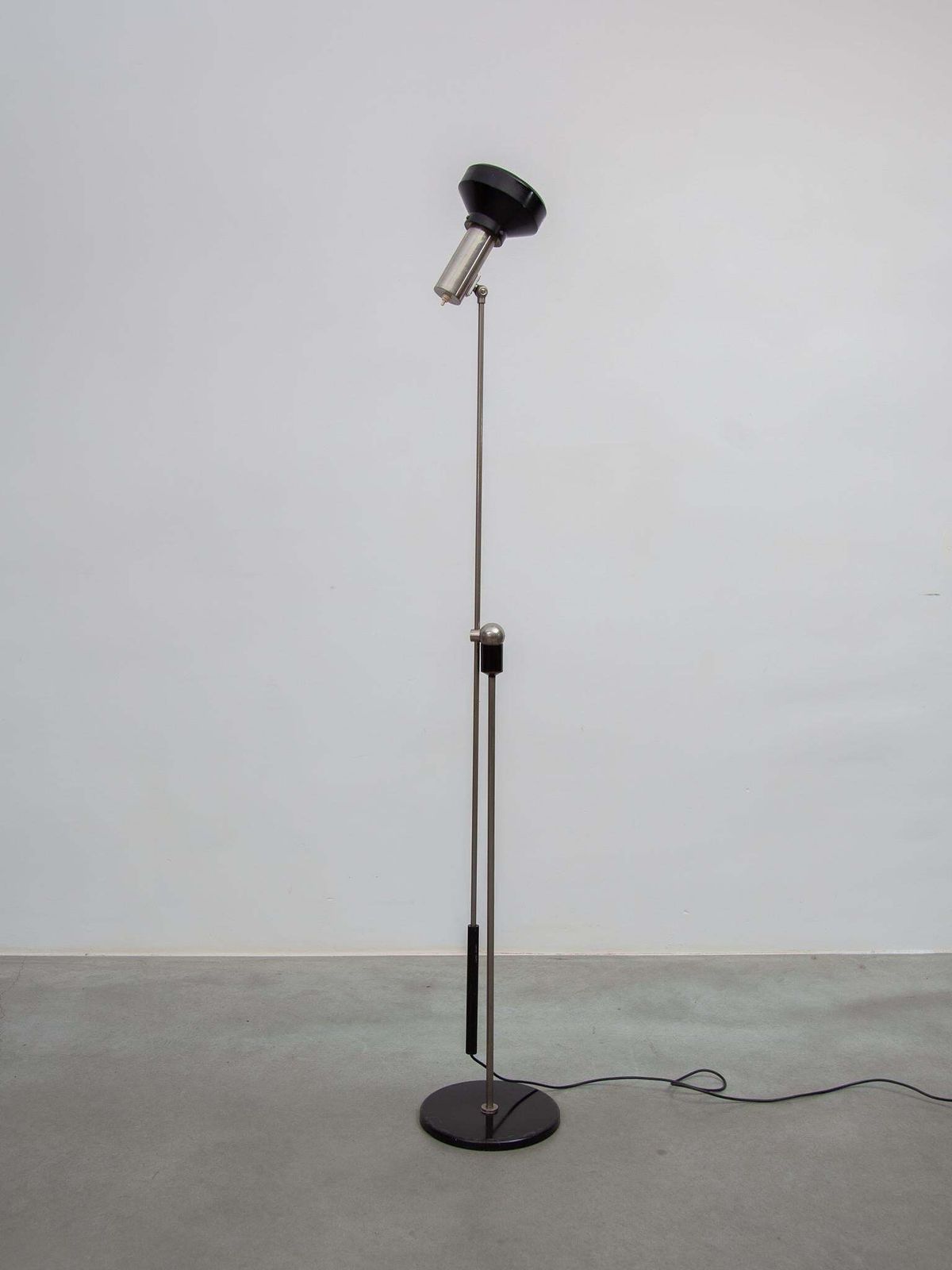 Rare "Magneto" Floor Lamp Designed By H. Fillekes For Artiforte, 1956, Holland photo 4467.0