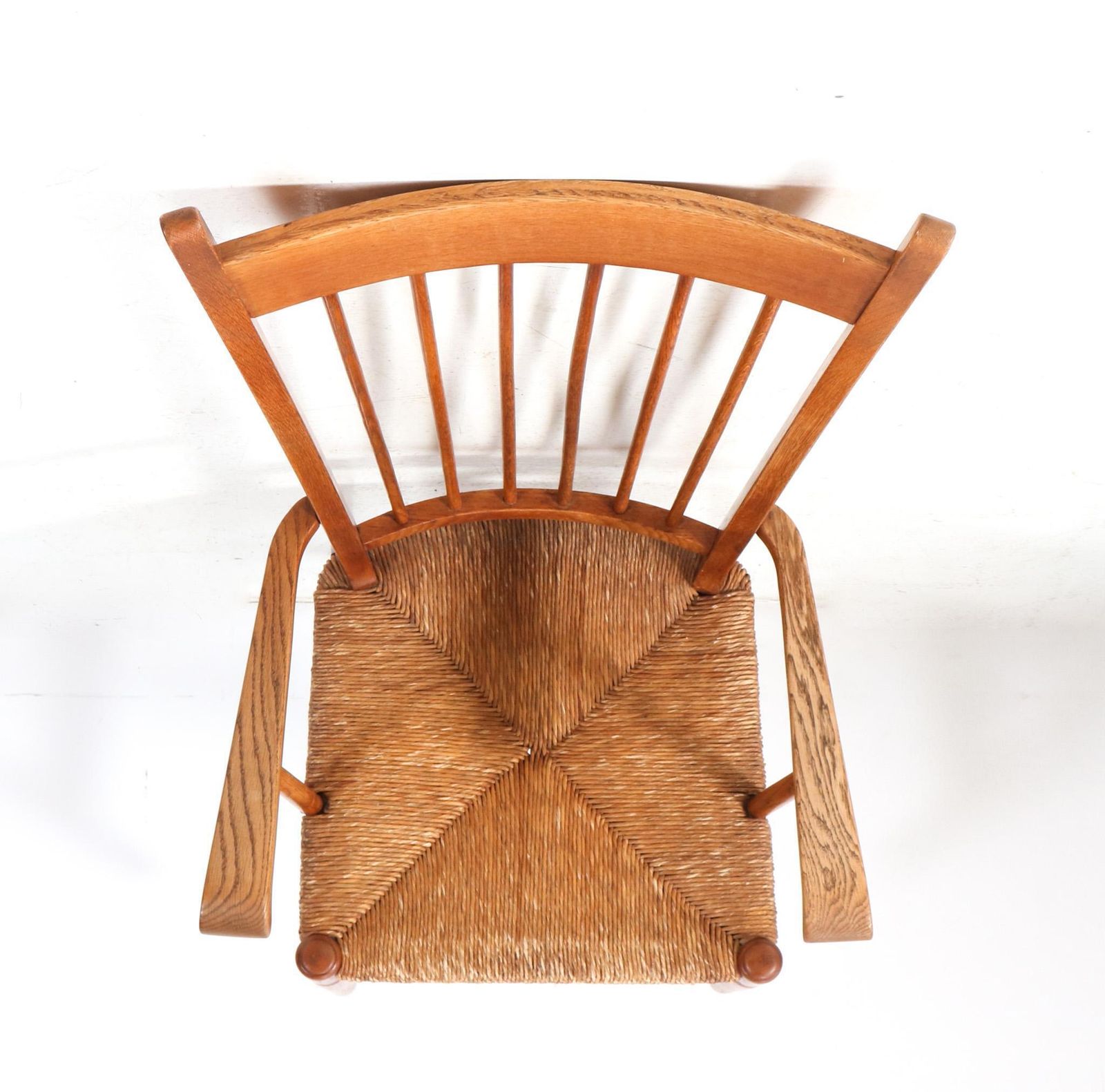 photo furniture Oak Arts & Crafts Art Nouveau High Back Armchair With Rush Seat, 1900s
