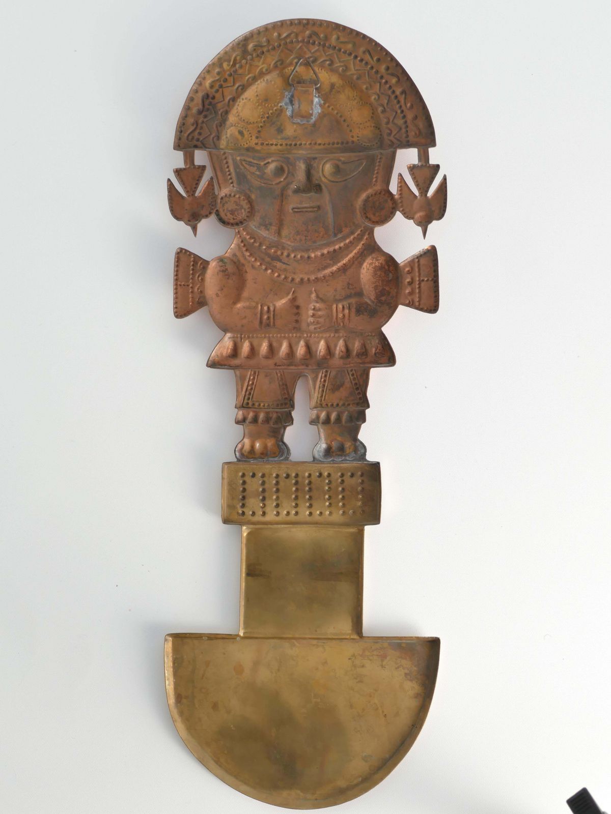 Peruvian Naylamp Brass & Copper Model Of A Ceremonial Tumi Knife Wall Hanging photo vinterior
