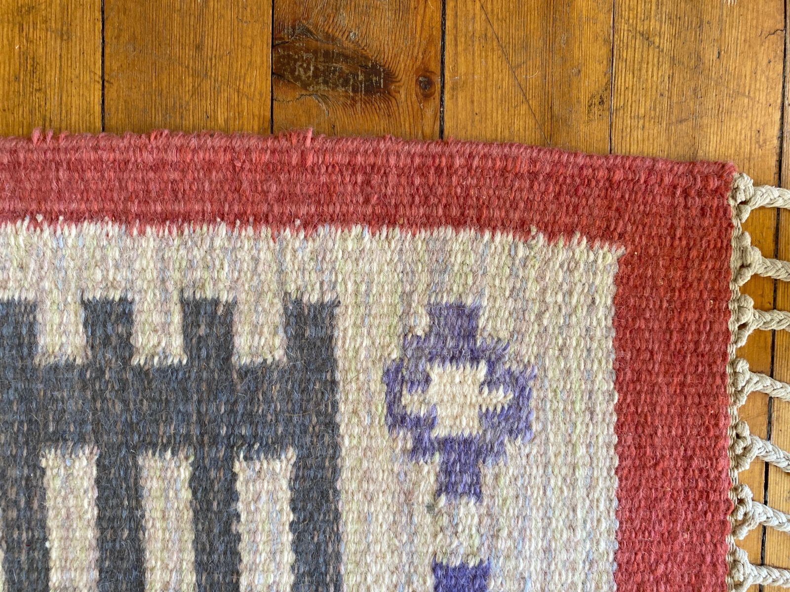 photo for sale Scandinavian Modern Pink Rölakan Flatweave Rug By Alice Wallebäck, Sweden, 1960s