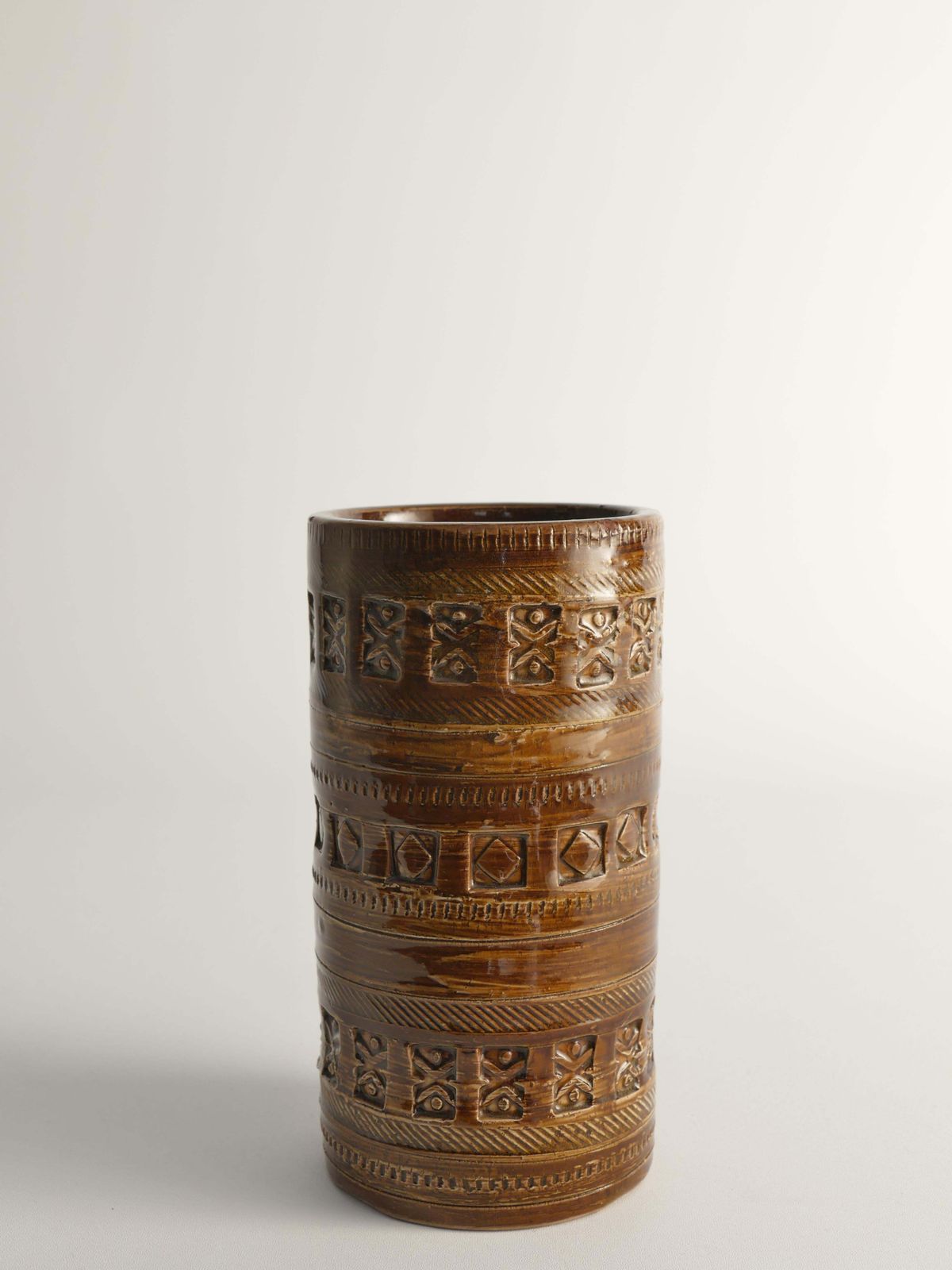 Mid Century Modern Brown Stoneware Vase By Aldo Londi For Bitossi, Italy, 1960s photo 288.0