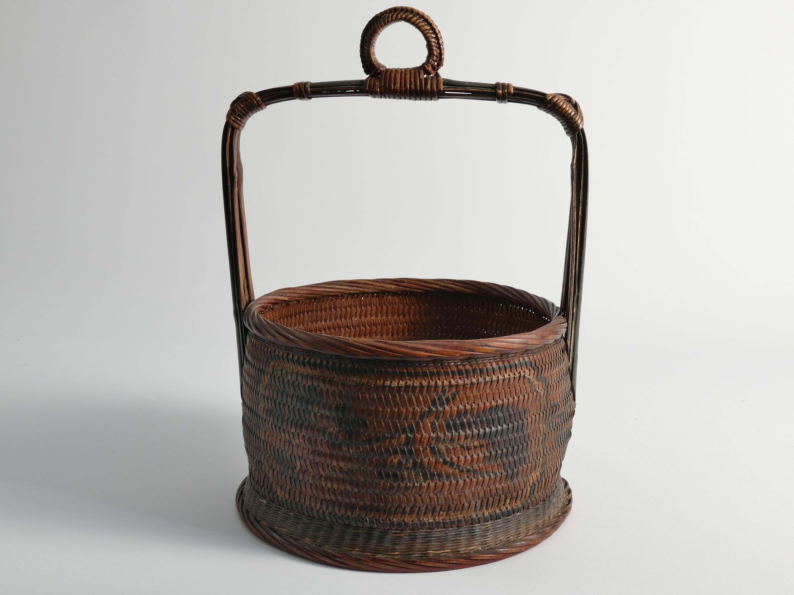 photo buy Early 20th Century Chinese Betrothal Or Wedding Basket With Peony And Bird Motif