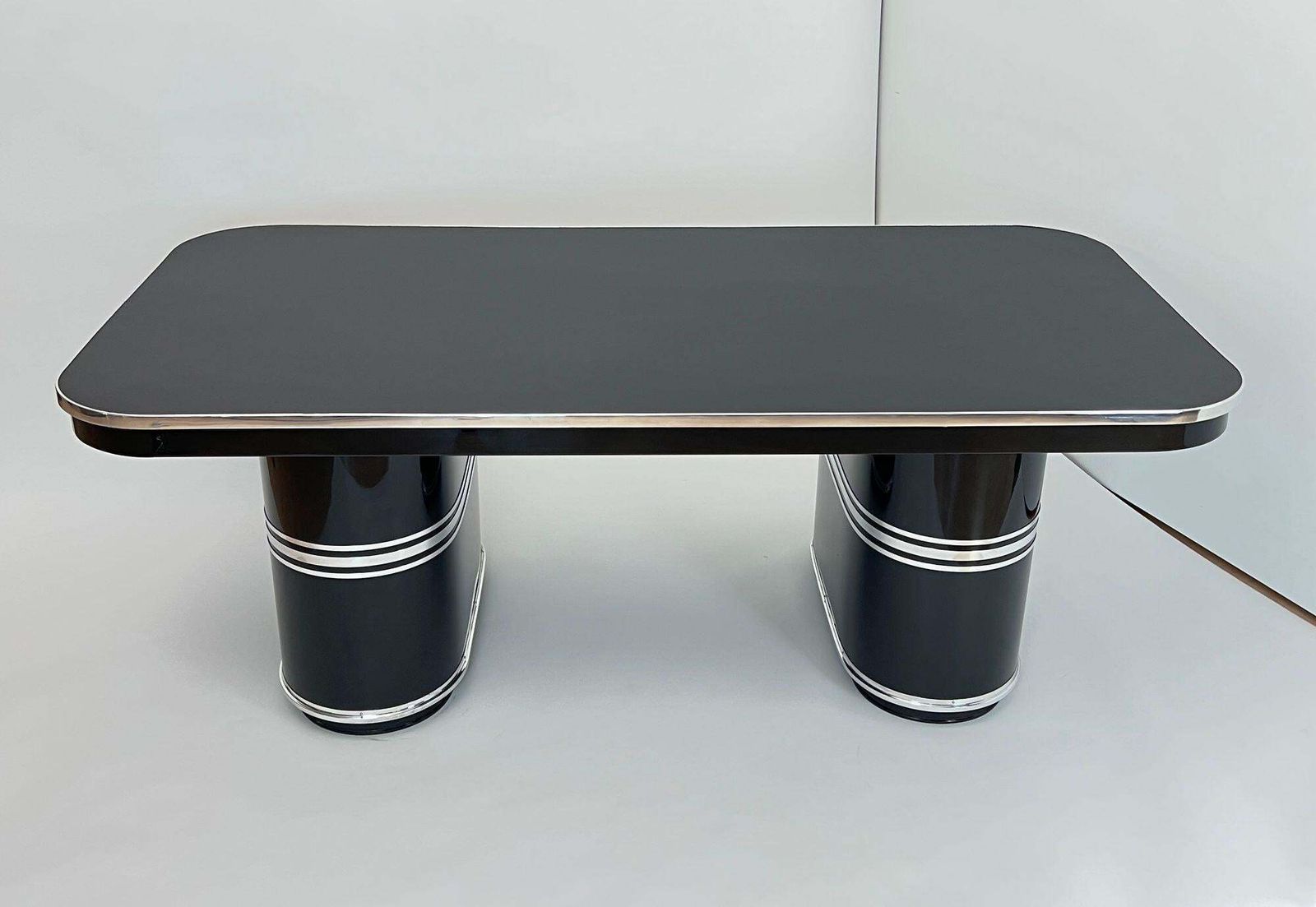 Mauser Desk ‚New York‘, Black Lacquer, Metal, Linoleum, Germany Circa 1950 photo vinterior