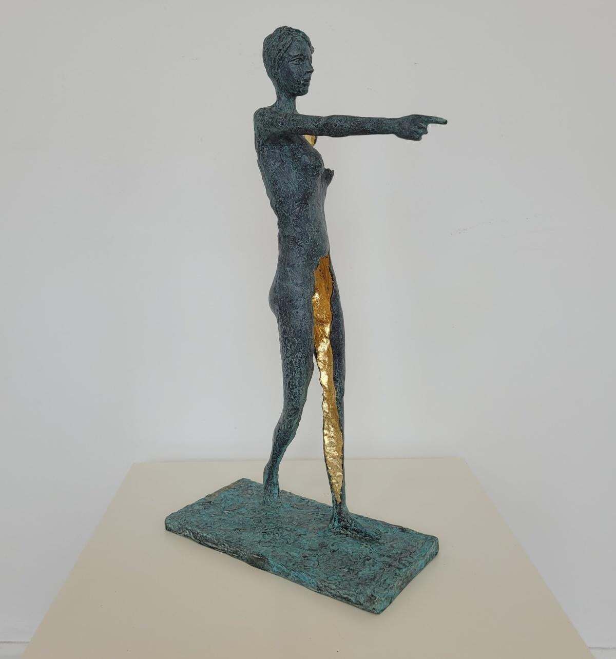 Antonio Giancaterinoa Walking Girl. Contemporary Bronze Sculpture, Limited Edition, Italian Artistca. 2020 photo vinterior