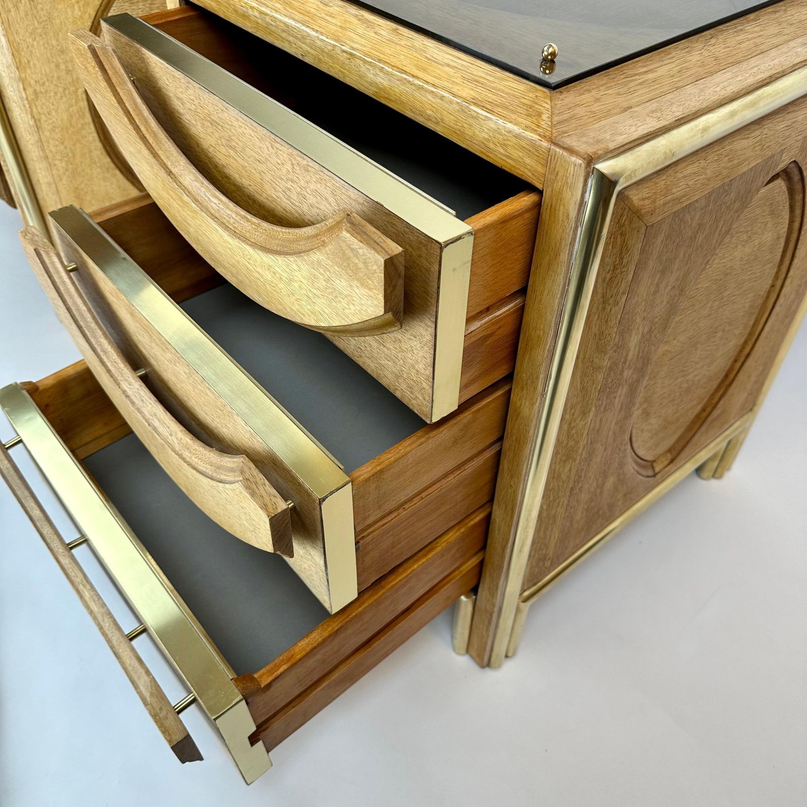 Late 20th Century Pair Of Italian Wood, Brass & Light Brown Glass Night Stands photo buy