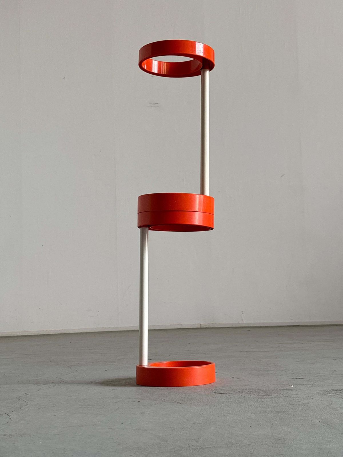 photo furniture Space Age Umbrella Holder, Orange And White Plastic, Mid Century 1970s Stand