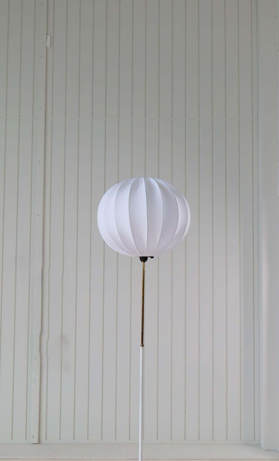 Midcentury Floor Lamp, Model G 07 Bergboms, Sweden, 1960s photo Lighting
