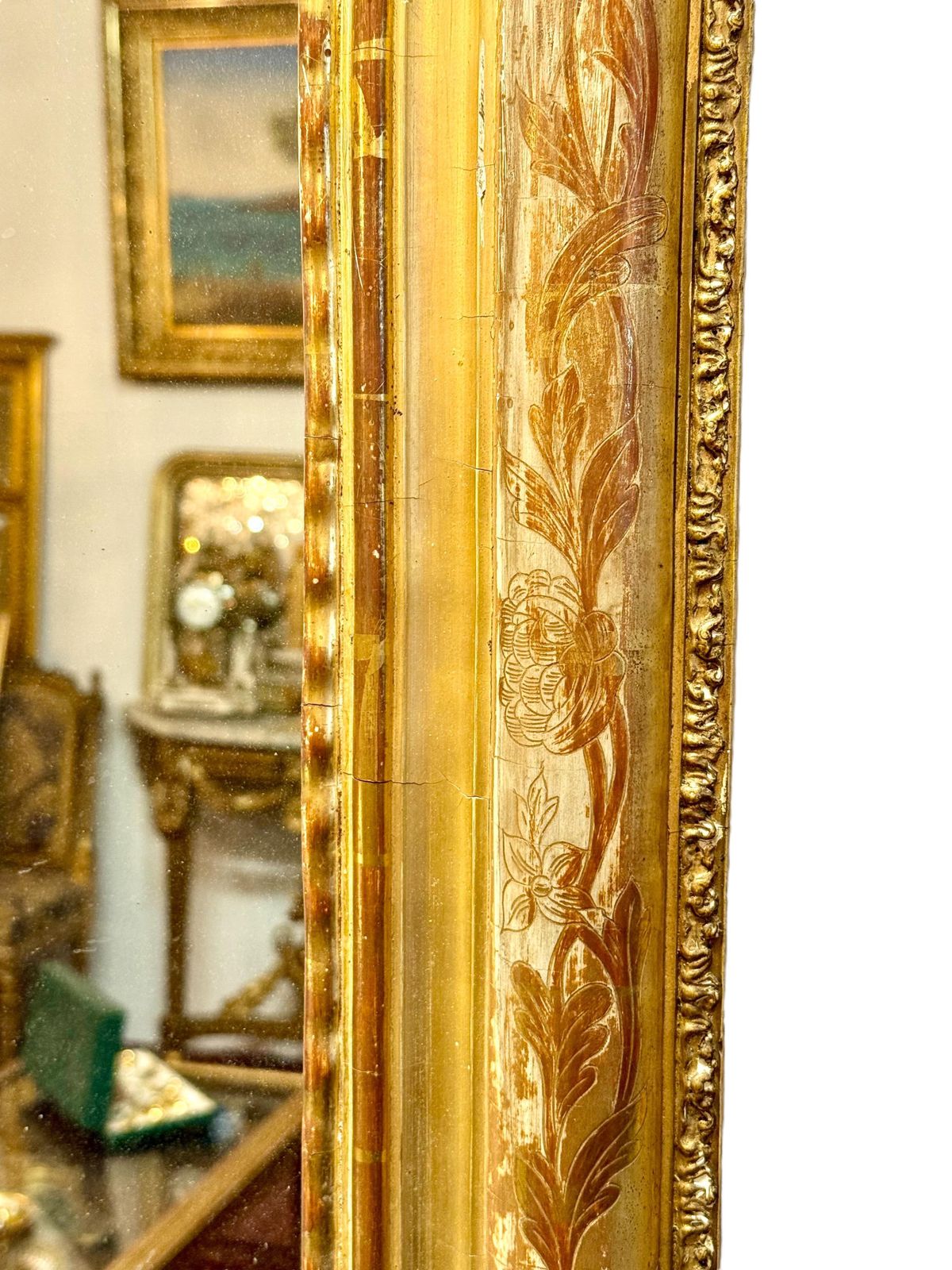 photo vinterior 19th Century Ornate Louis Philippe Giltwood Mirror