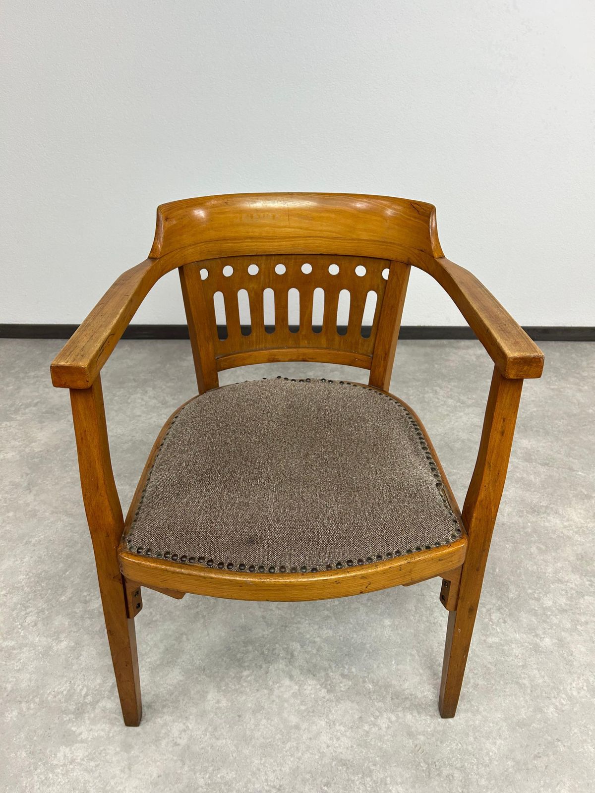 Vienna Secession Armchair By Otto Wagner Executed By Pancota Vienna photo Furniture