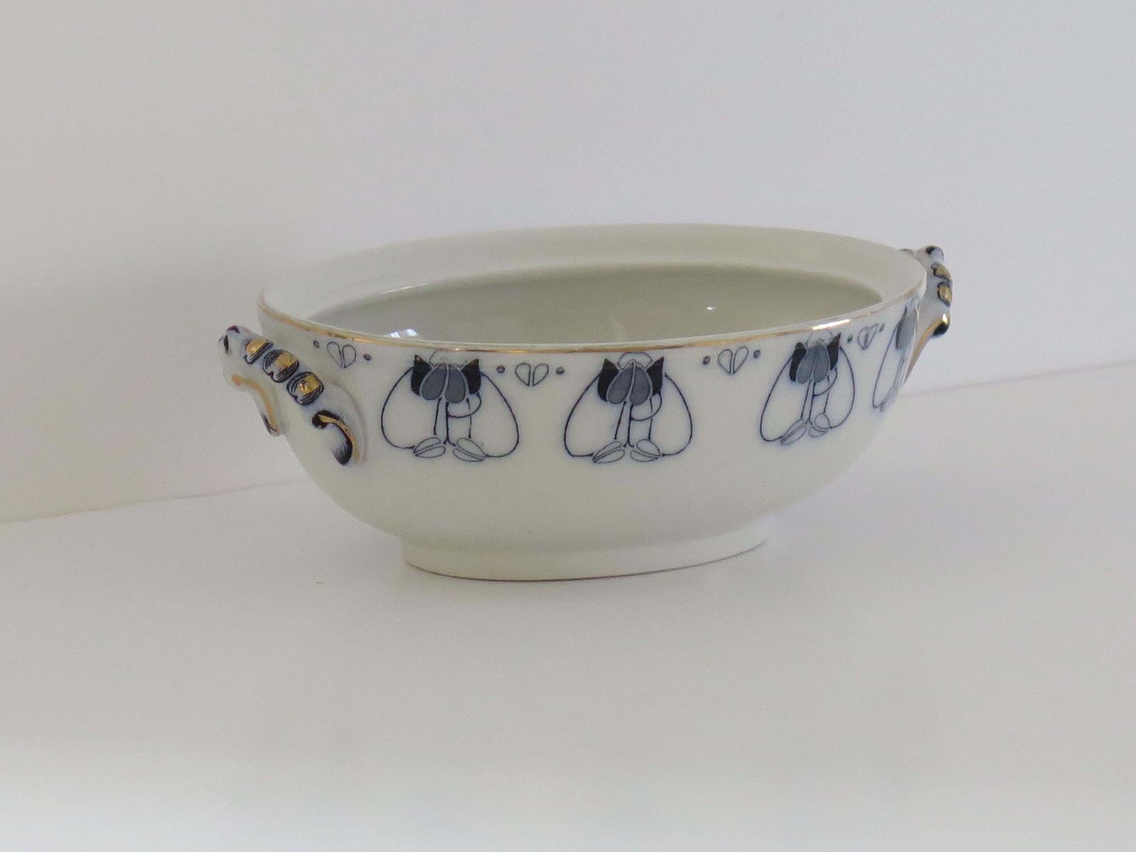 19th C. Art Nouveau Sauce Tureen Blue & White Tulip Ptn By Keeling & Co, Ca 1887 photo 250.0