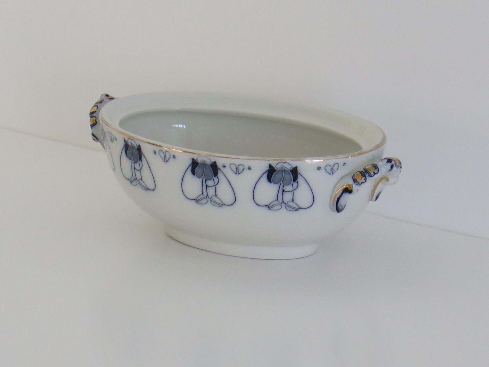 19th C. Art Nouveau Sauce Tureen Blue & White Tulip Ptn By Keeling & Co, Ca 1887 photo vinterior
