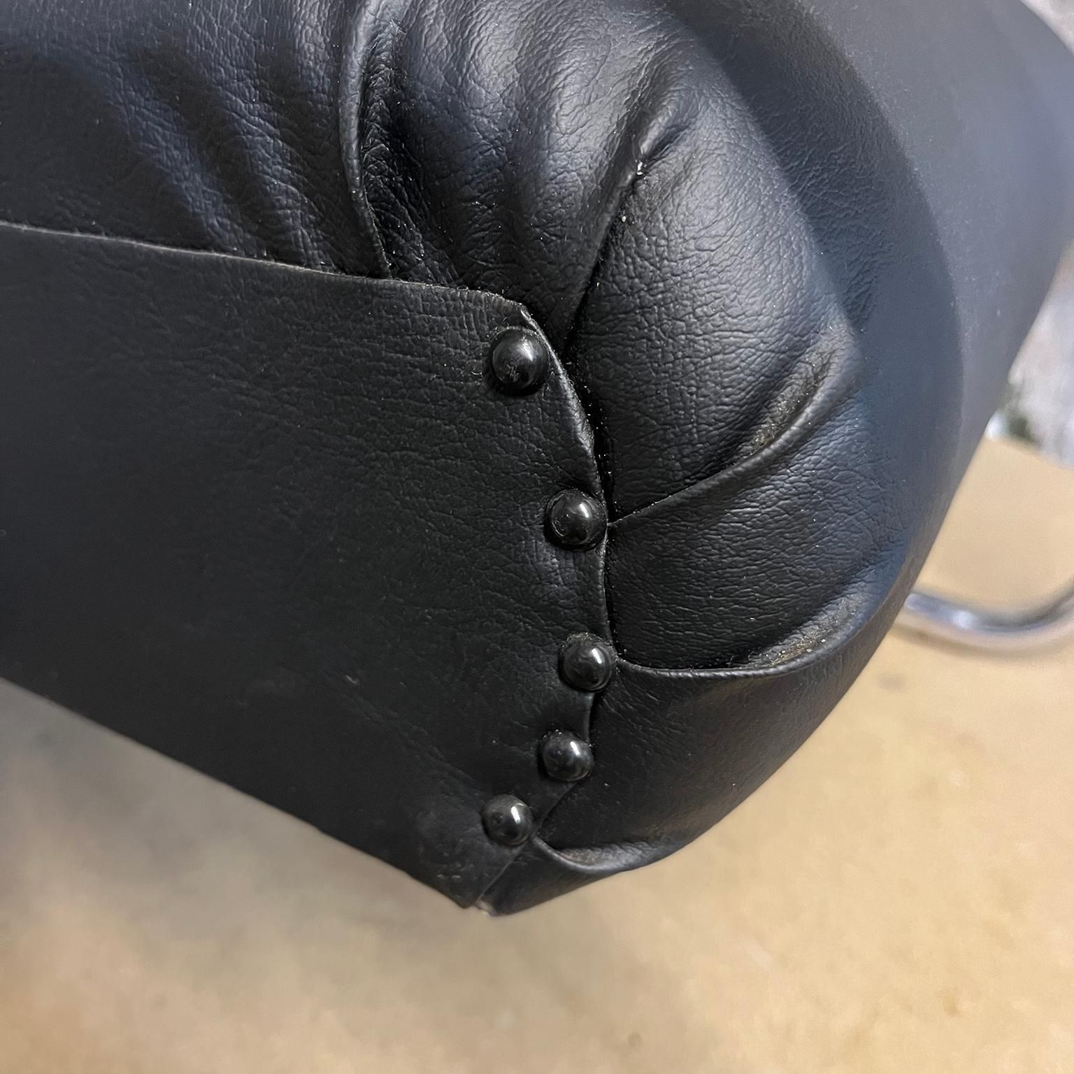 photo vinterior Tubax Armchair In Black Faux Leather