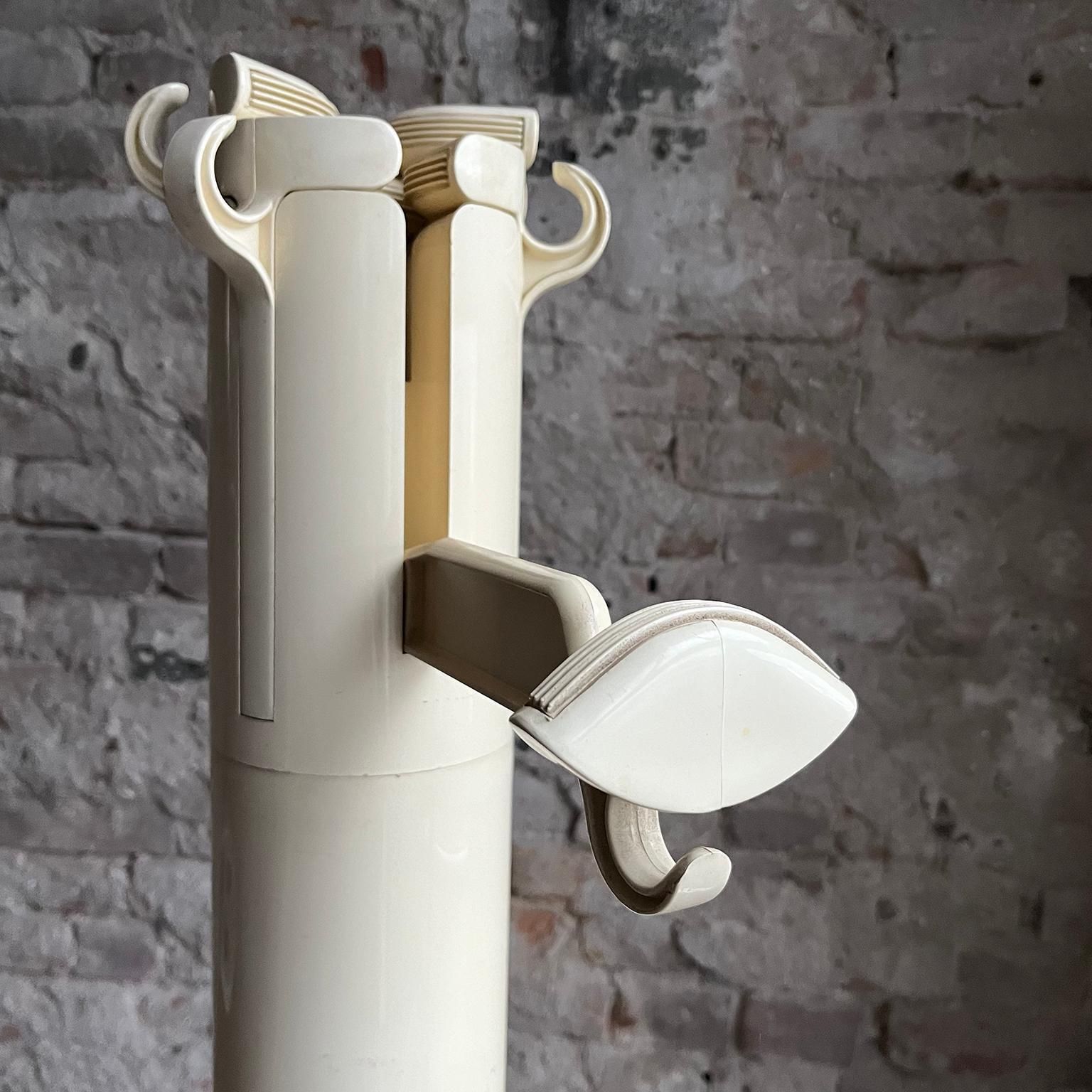 Planta, Coatrack In Light Beige By Piretti photo buy