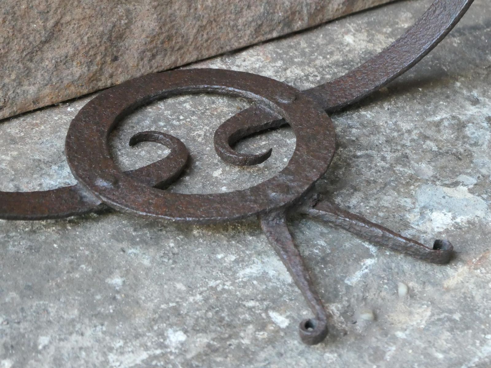 photo furniture 17th Century Louis XIV Period Trivet