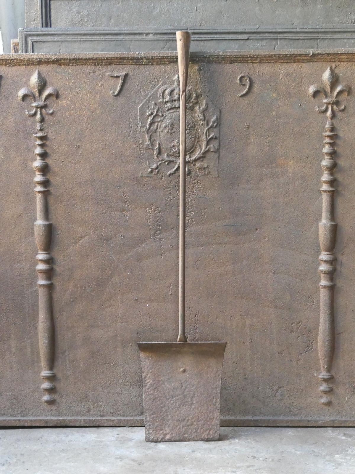 Large Early 19th Century French Fireplace Shovel Or Fire Shovel photo for sale
