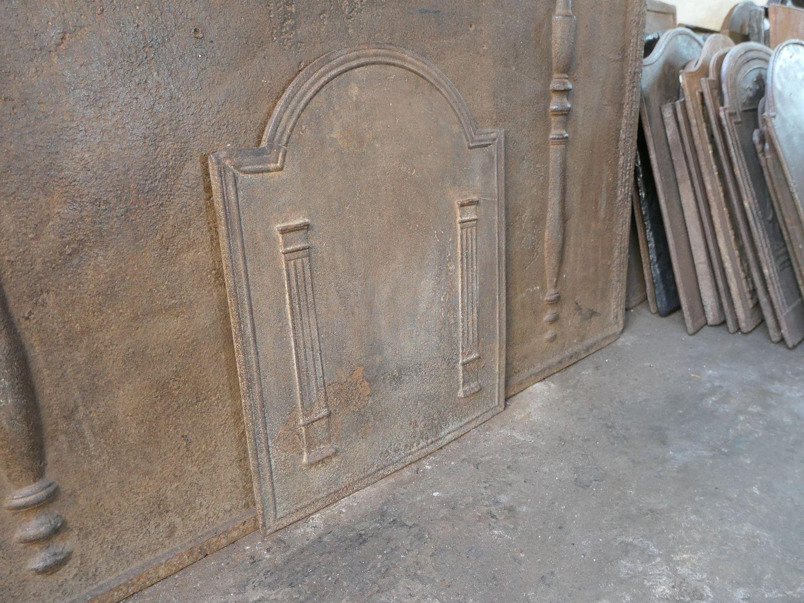 Home Fixtures French Neoclassical Period 'Pillars Of Freedom' Fireback / Backsplash photo