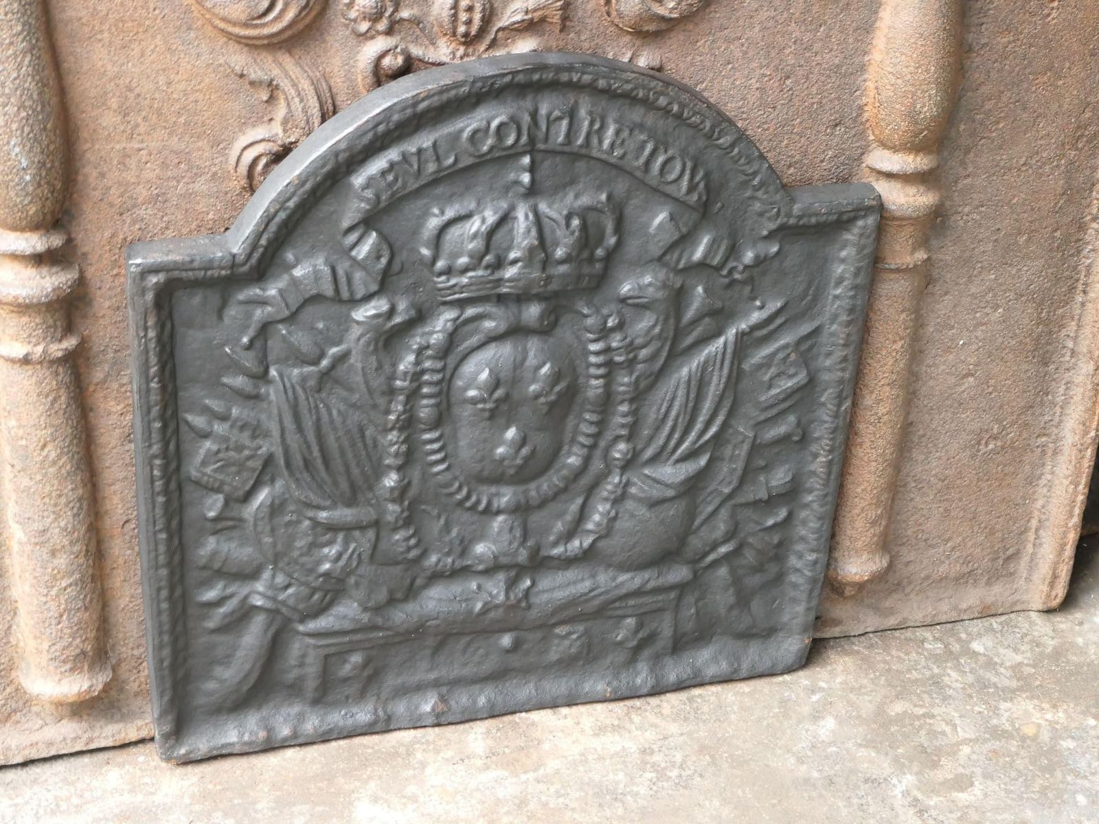 French Fireback / Backsplash With The Arms Of France, Louis XIV Style photo Home Fixtures