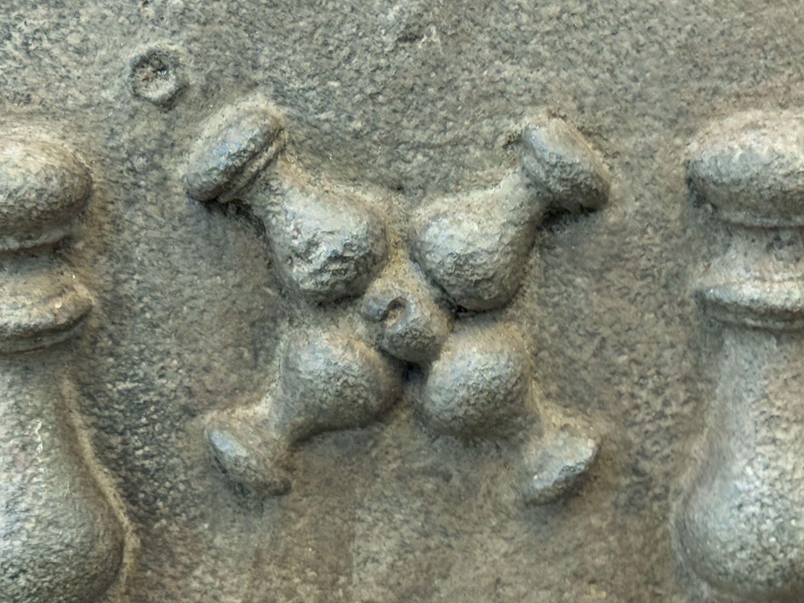 Louis XIV Period 'Pillars With Saint Andrew's Cross' Fireback / Backsplash photo Home Fixtures
