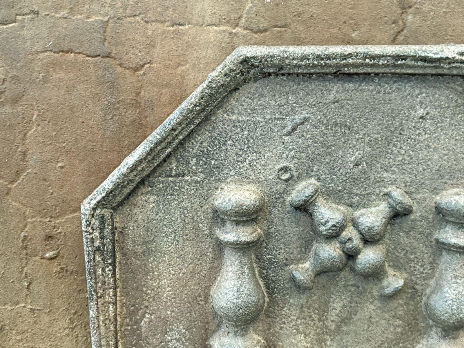 Louis XIV Period 'Pillars With Saint Andrew's Cross' Fireback / Backsplash photo vinterior