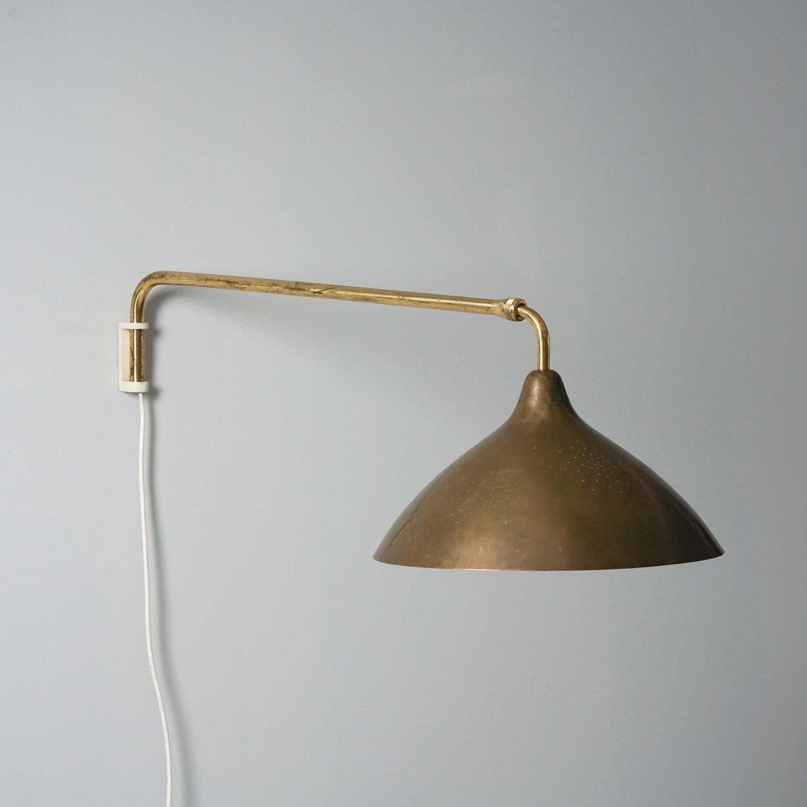 Adjustable Wall Light Model 3062, Lisa Johansson Pape, Orno Oy, Mid 20th Century photo furniture