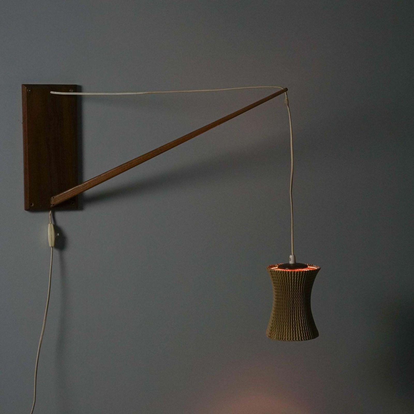 Scandinavian Modern Wall Light, Denmark, 1960s photo vinterior