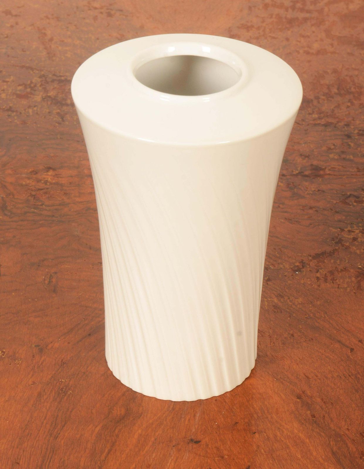 Kpm Berlin White Porcelain Vase Narzisse Designed By Siegmund Schütz photo furniture
