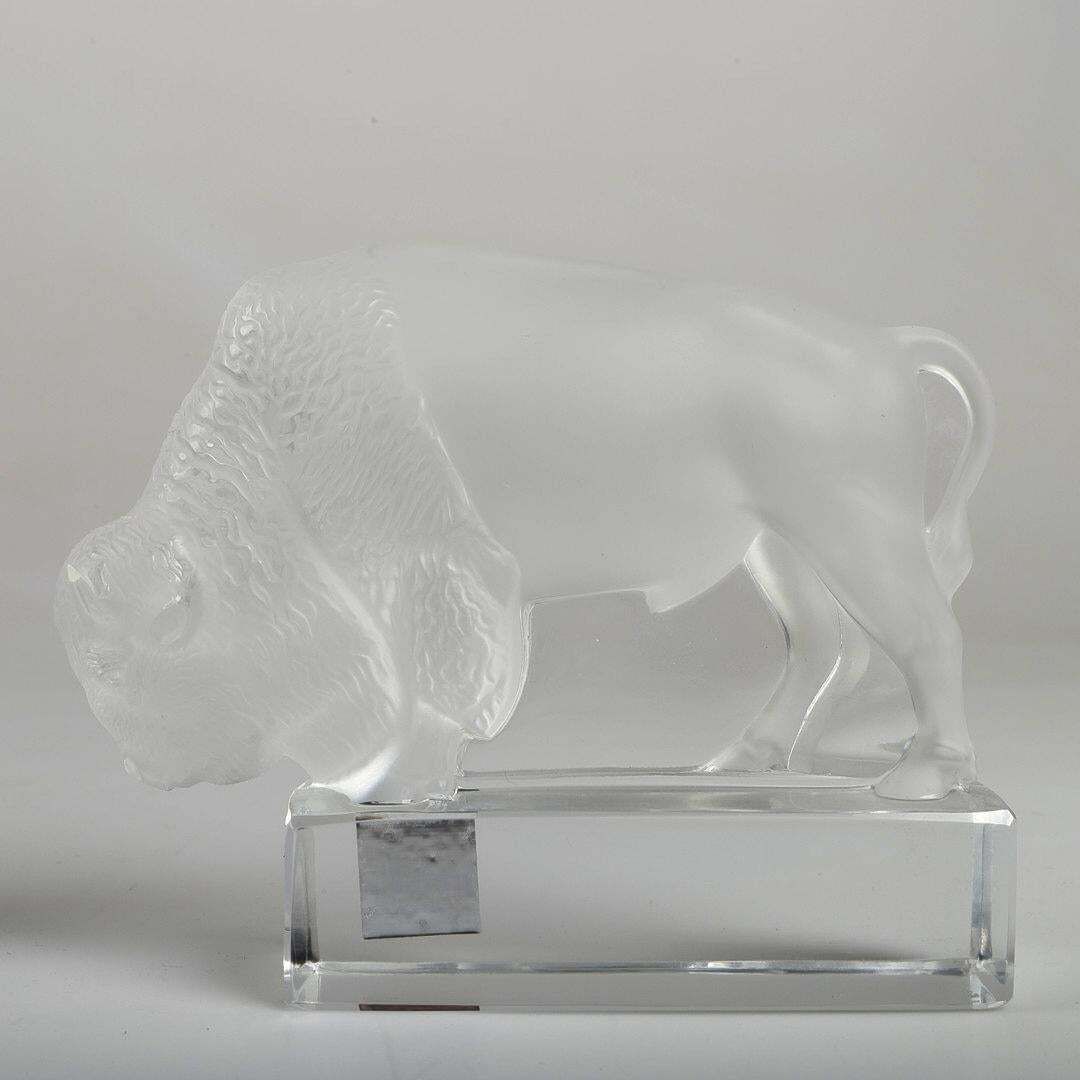 Glass Sculpture Paperweight "Bison" By Lalique photo furniture