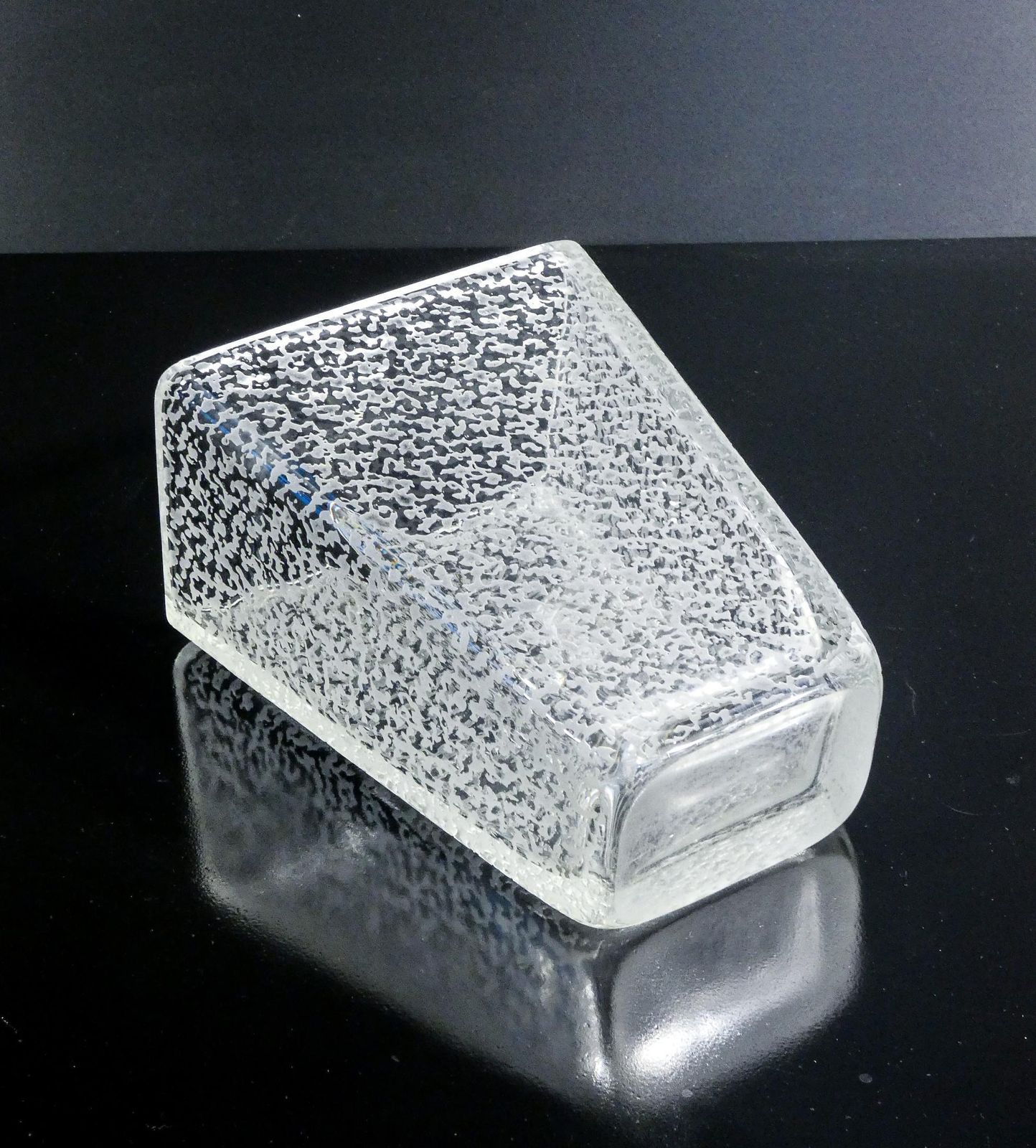 photo for sale Etched Glass Vase Design Conterie & Cristallerie Murano. Anni 60