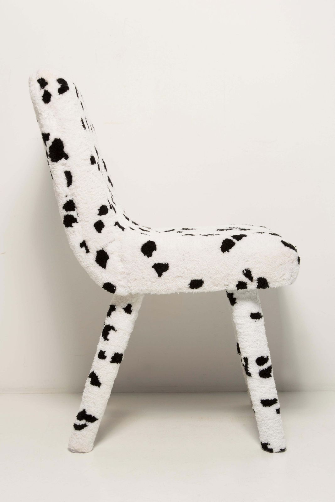 Four Midcentury Hand Tufting Cruella Dalmatian Wool, Rajmund Halas Chairs, 1960s photo vinterior