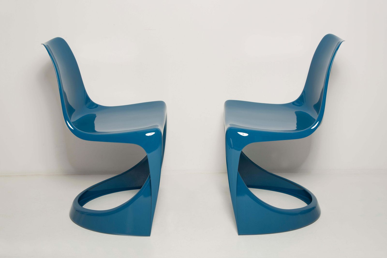 photo vintage Set Of Two Mid Century Sea Blue Cado Chairs, Steen østergaard, Europe, 1960s