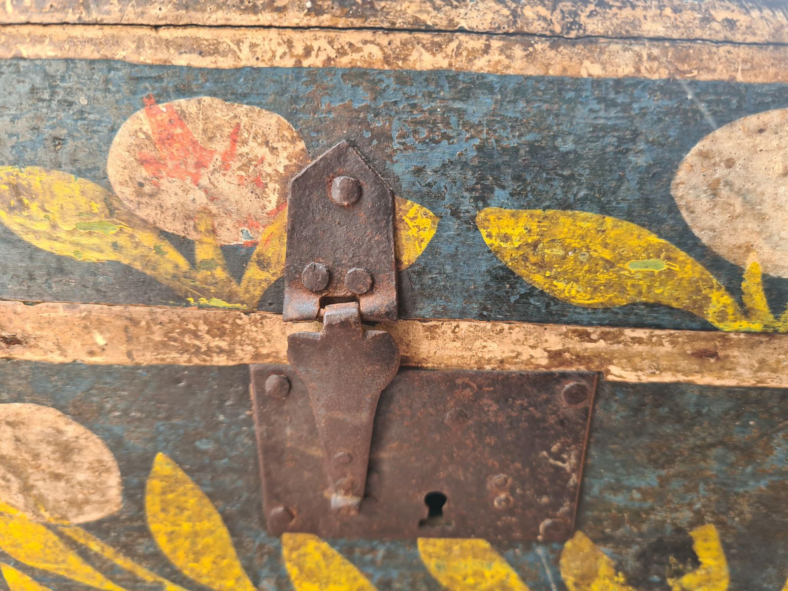 photo furniture Unknowneuropean 19th Century Folk Art Painted Wooden Hope, Bridal Wedding Chest