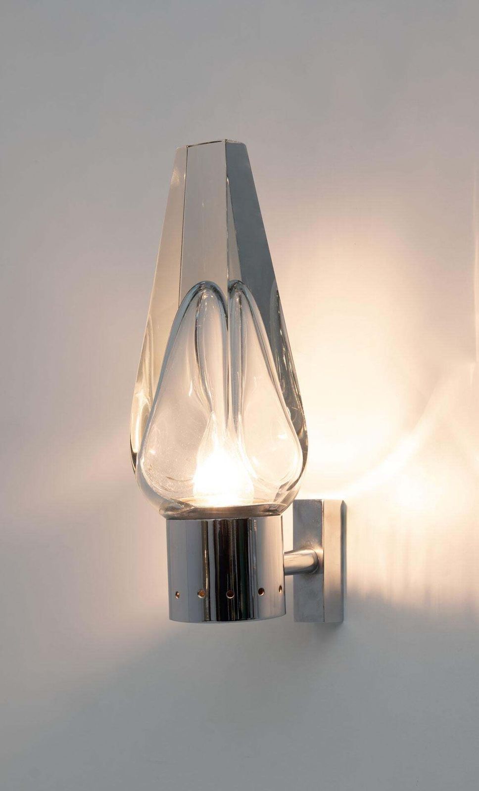 Pair Of Mid Century Modern Murano Glass Sconces By Flavio Poli For Seguso, 1960s photo vinterior