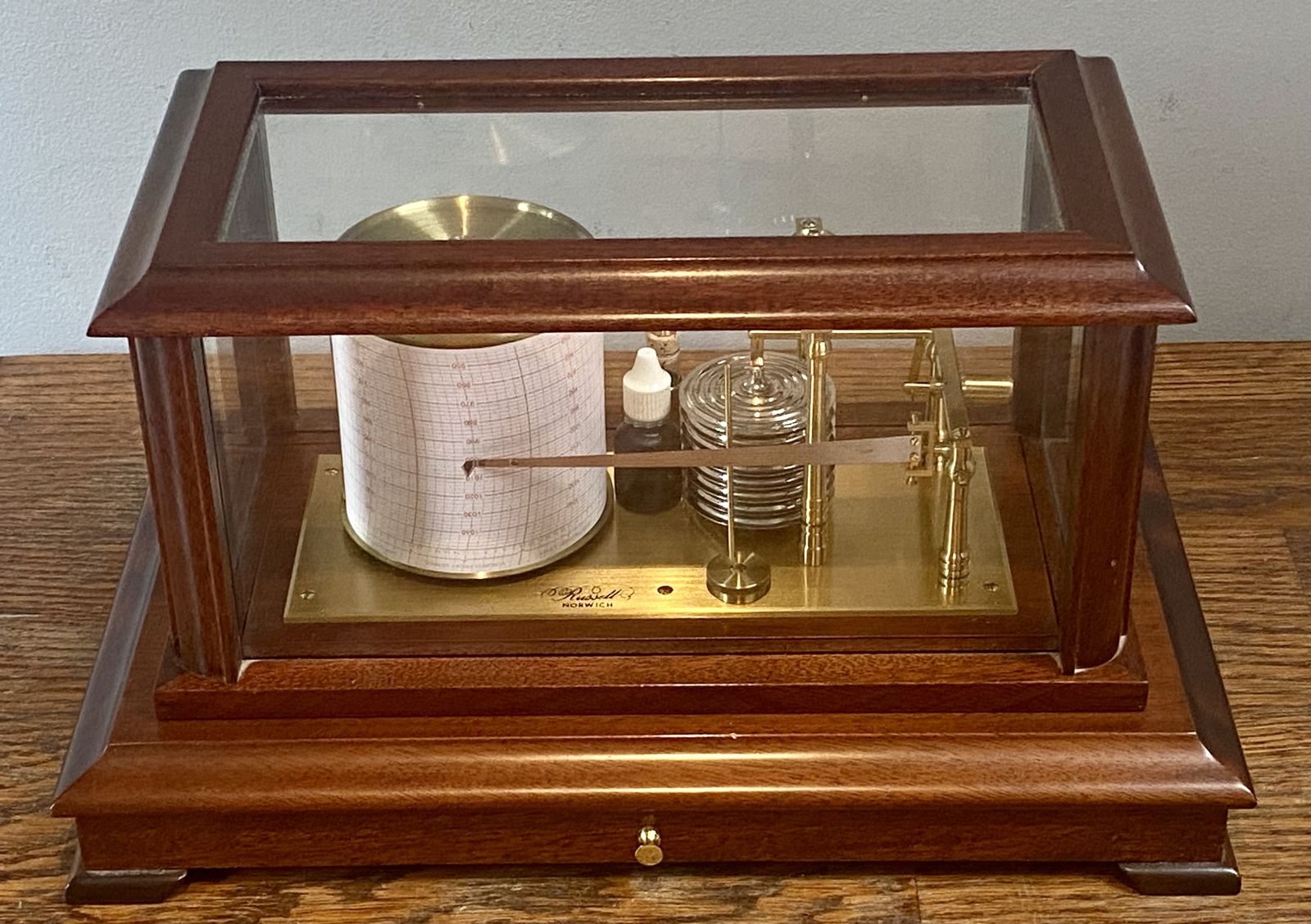 Antique High Quality English Oak And Brass Barograph Aneroid Barometer For Measuring Atmospheric Air Pressure Meteorologist Weather Station Industrial
