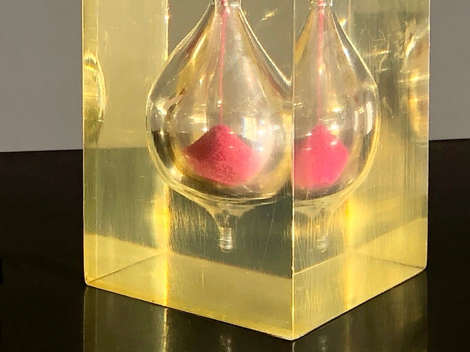 1970 Plexiglas Painting Op Art Lucite Kinetic Pop Hourglass Body photo vinterior