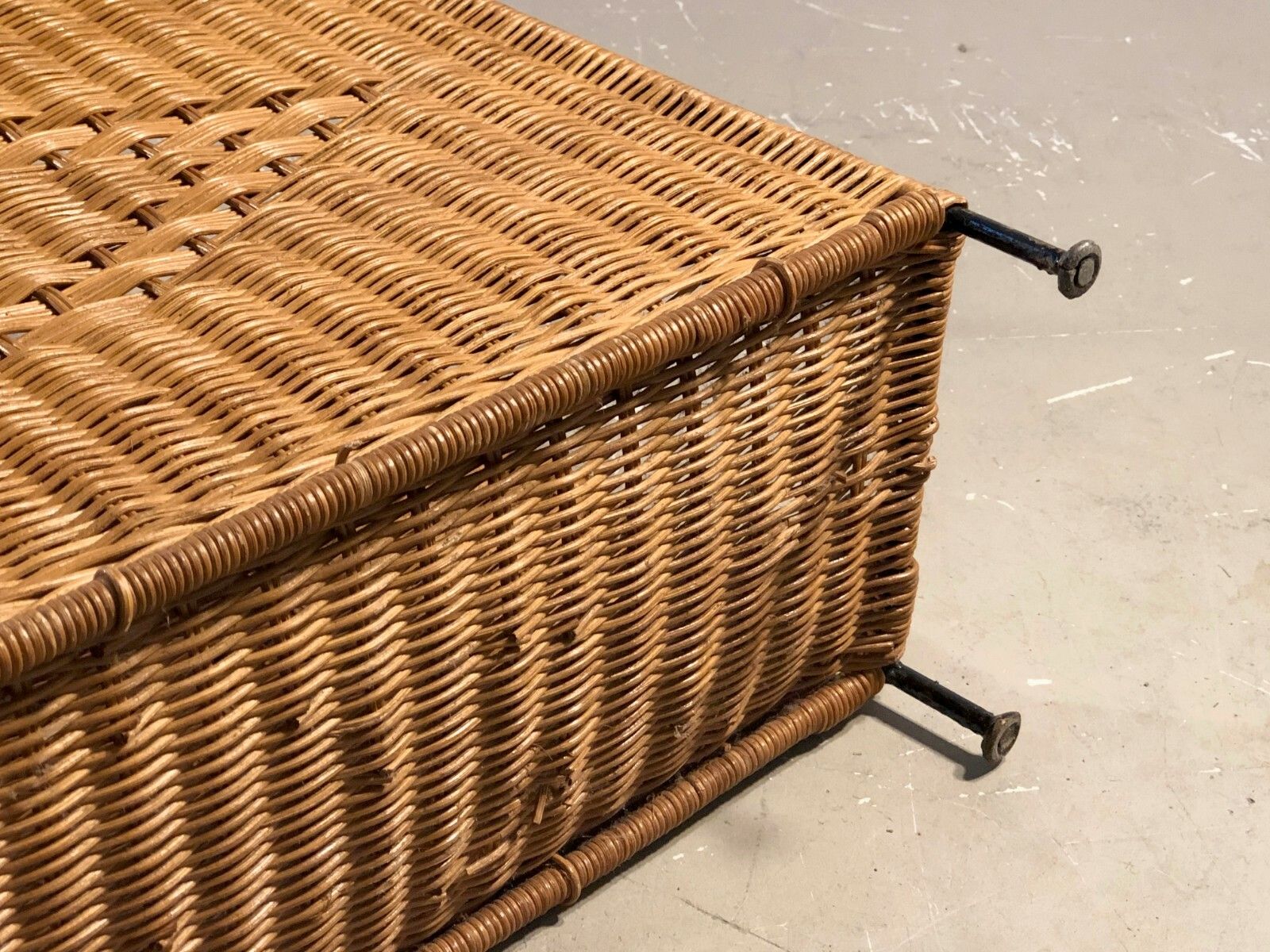photo furniture 1950 Rattan Modernist Brutalist Shabby Chic Magazine Holder Audoux Minnet Mategot