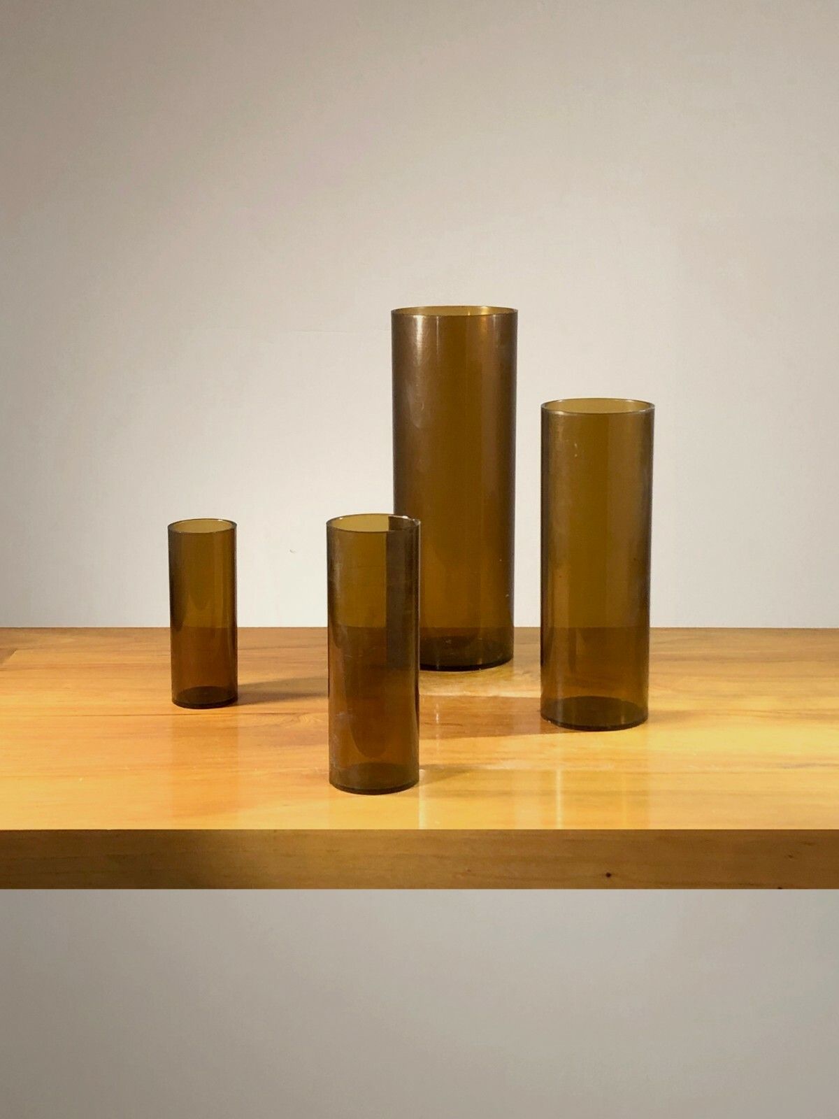 1970 Jackques Bedat 4 Vase Post Modernist Pop Shabby Chic Lucite Plexiglas