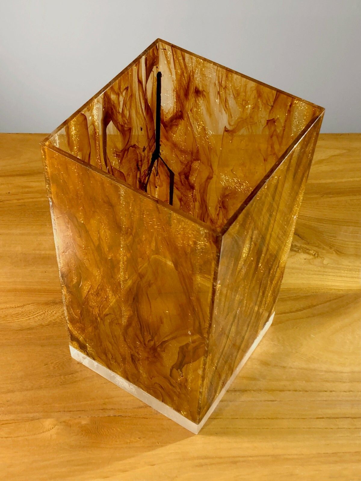 1970 Philippe Cheverny 1 Vase Post Modernist Pop Shabby Chic Lucite Plexiglas photo for sale