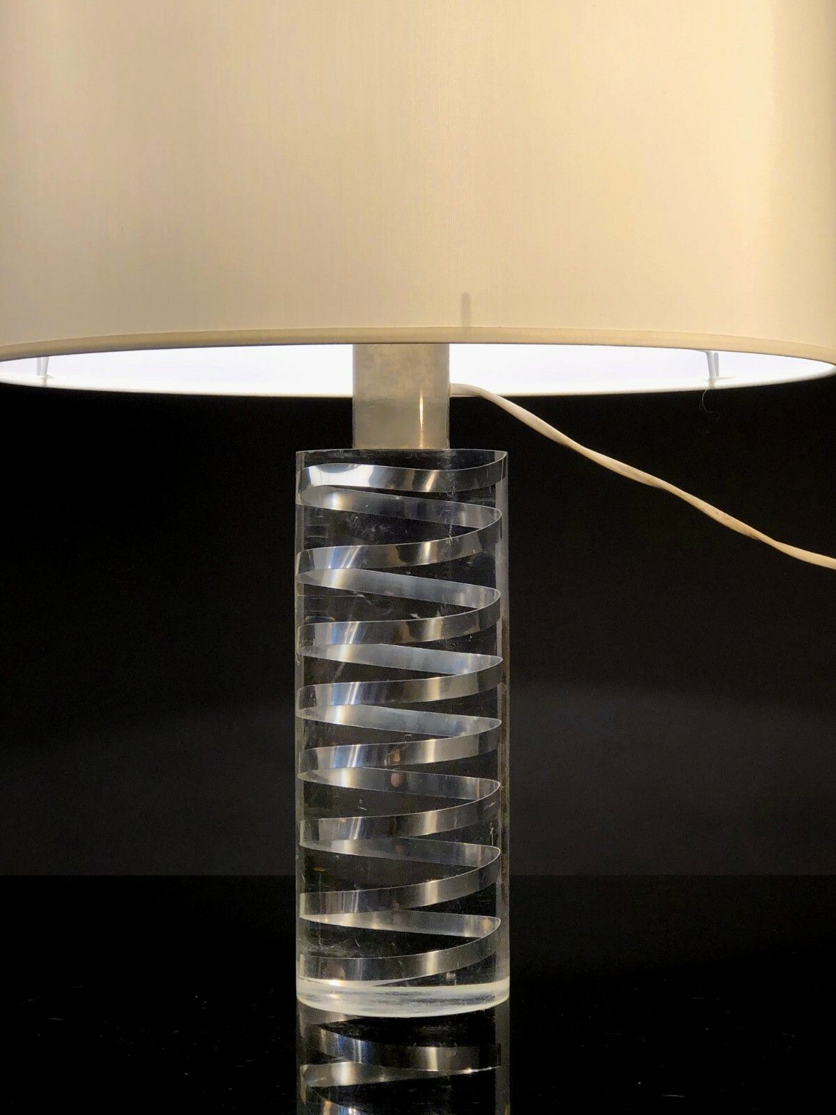 1970 Giraudon Inclusion Lamp Shabby Chic Sculpture Lucite Plexiglas Kinetic photo 2021.0